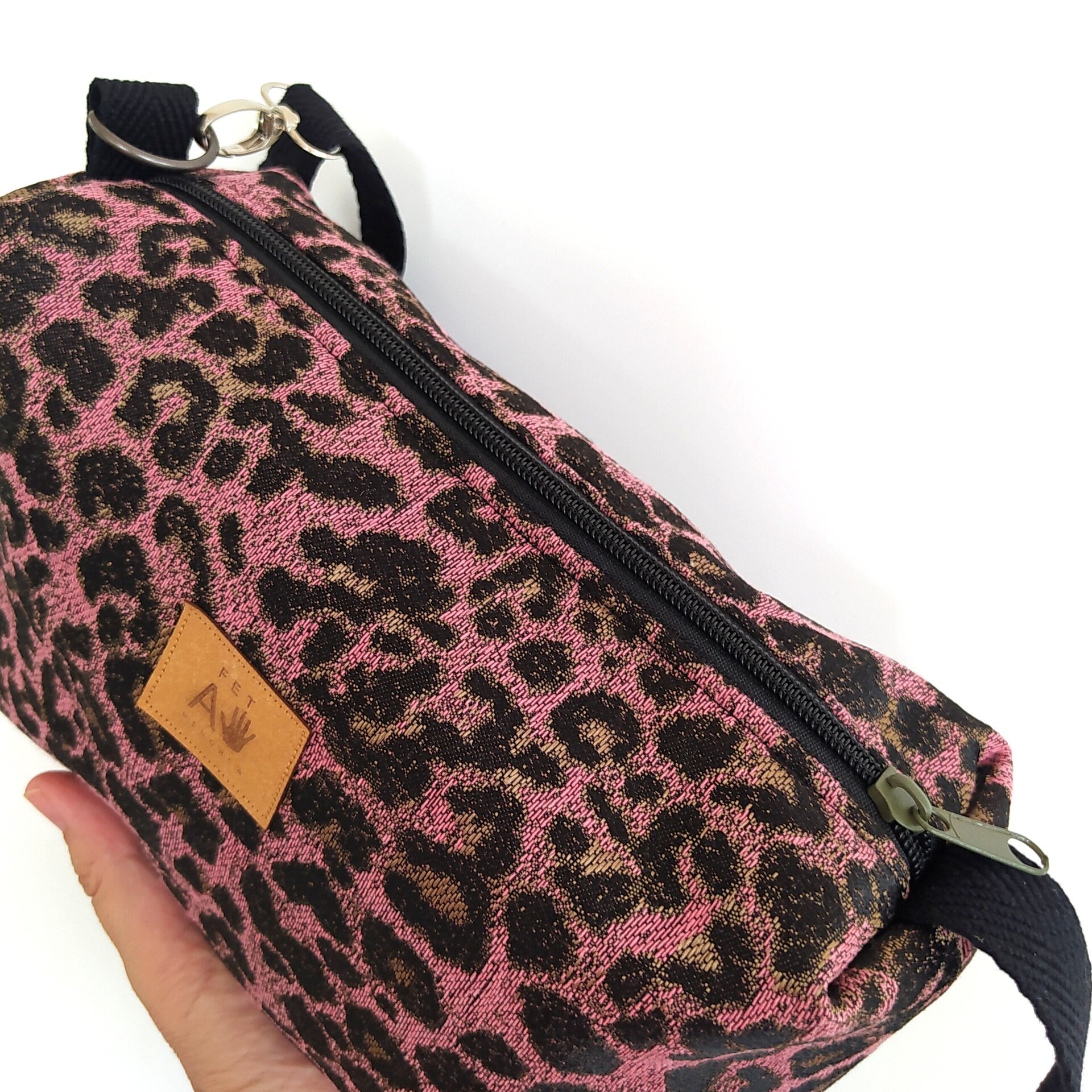 Bandolera animal print en rosa - 5