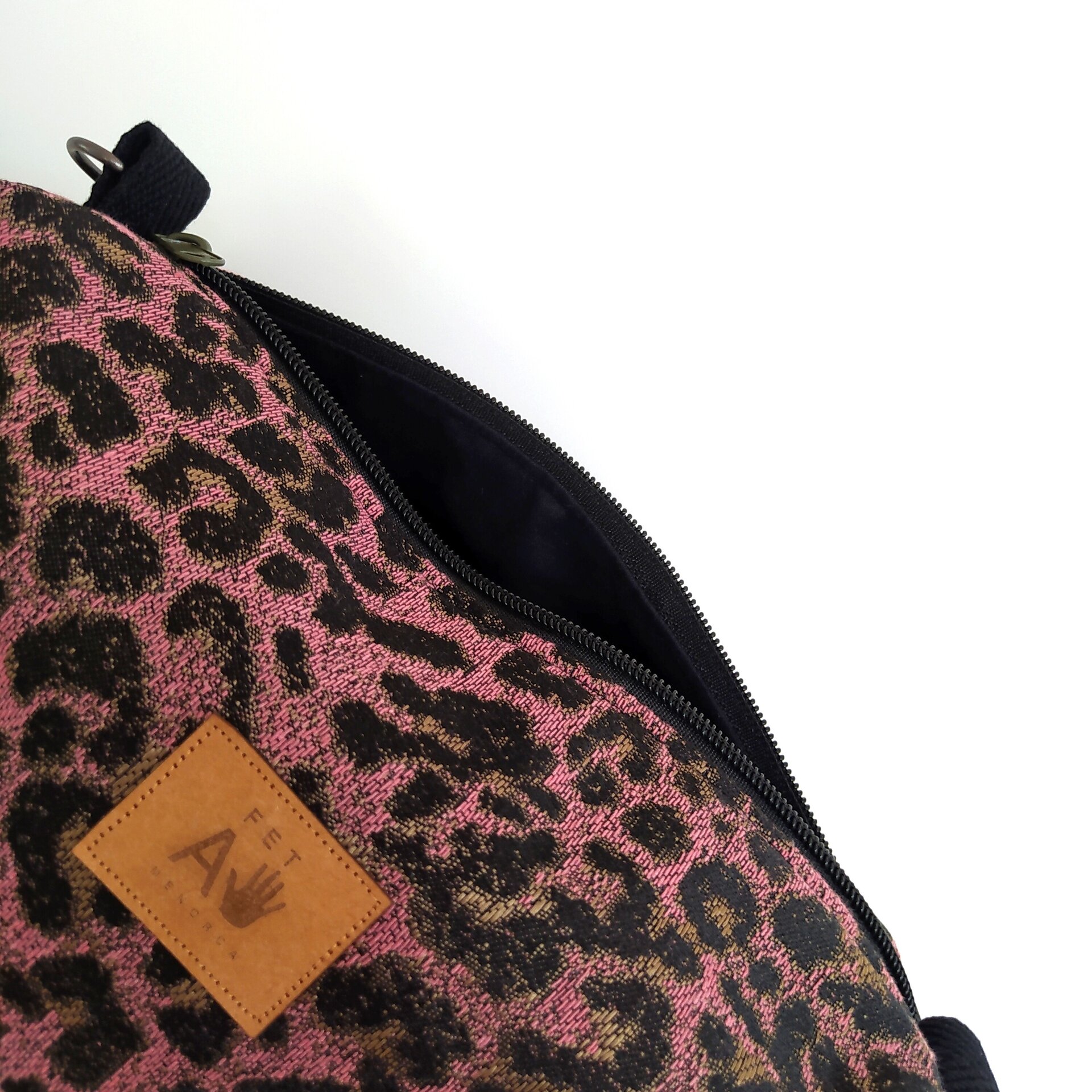 Bandolera animal print en rosa - 6