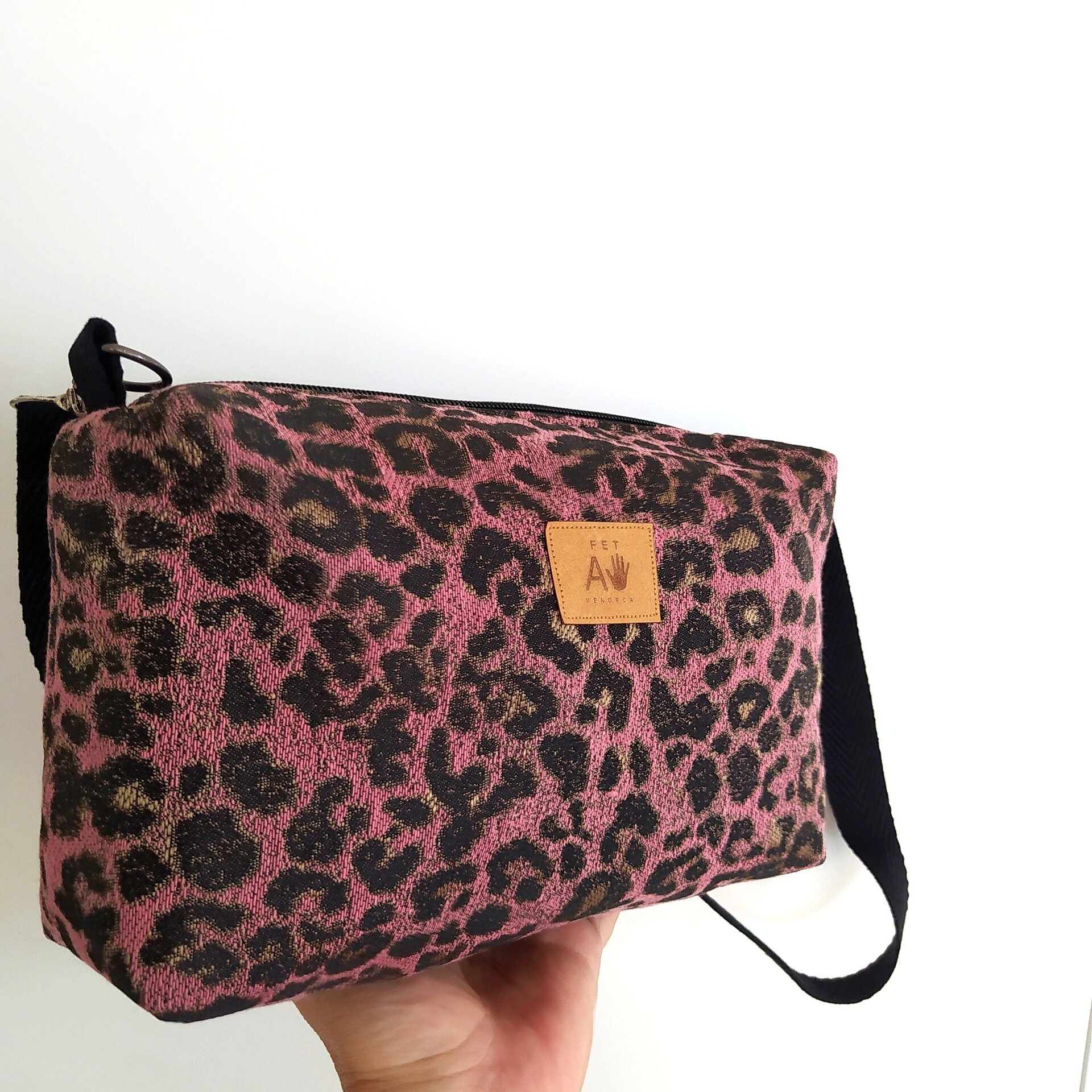 Bandolera animal print en rosa - 2